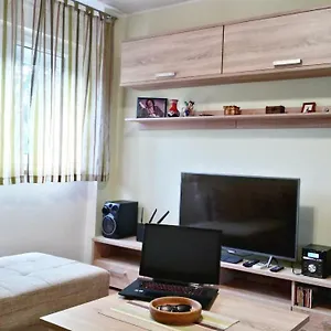  Apartment Romina